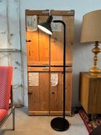 Vintage design vloerlamp, leeslamp, staande lamp zwart, Huis en Inrichting, Lampen | Vloerlampen, Gebruikt, Metaal, Ophalen