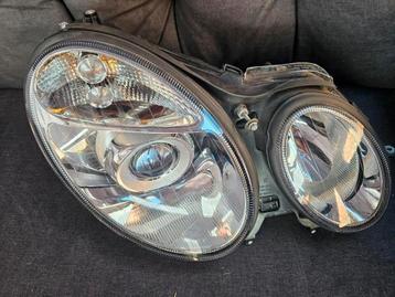 Koplamp mercedes w211  beschikbaar voor biedingen
