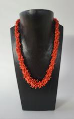 Bloedkoraal ketting - 3 strengen gedraaid, Sieraden, Tassen en Uiterlijk, Kettingen, Verstelbaar, Ophalen of Verzenden, Zo goed als nieuw