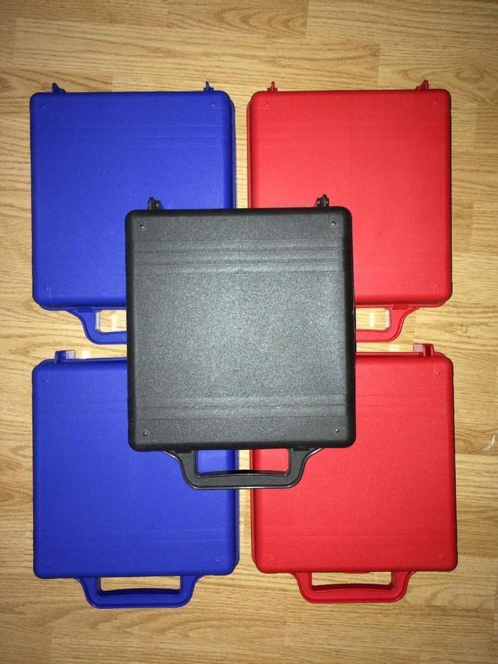 5x opbergboxen voor 24 cassettes (rood, blauw & zwart), Cd's en Dvd's, Cassettebandjes, Zo goed als nieuw, Overige genres, 2 t/m 25 bandjes