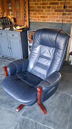Te koop blauw leren fauteuil, Huis en Inrichting, Fauteuils, Ophalen, Zo goed als nieuw, 50 tot 75 cm, Leer