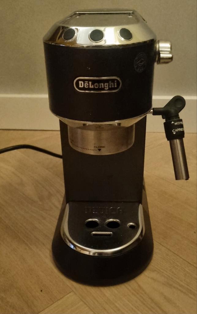 Delonghi Dedica Espressomachine - Goede Staat, Witgoed en Apparatuur, Koffiezetapparaten, Gebruikt, Gemalen koffie, Espresso apparaat