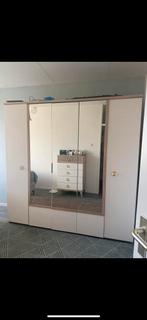 Kledingkast met spiegeldeuren, Huis en Inrichting, Kasten | Kledingkasten, Ophalen, Kunststof, Gebruikt, 200 cm of meer
