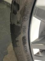 Originele VW Up Velgen 15 inch met Zomerbanden 185 55 16 5mm, Gebruikt, 15 inch, Banden en Velgen, Personenwagen
