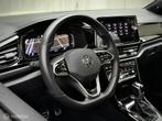 Volkswagen T-Roc 1.5 TSI 3x R-Line | Pano | Beats | Massage, 1258 kg, 4 cilinders, 150 pk, Alcantara