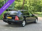 Mercedes C240 Combi/4e Eig/Apple Carplay/Cruise/Nap/Trekhaak, Auto's, Automaat, Gebruikt, 2597 cc, Blauw
