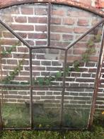 Oude bouw materialen (Raam), Ophalen