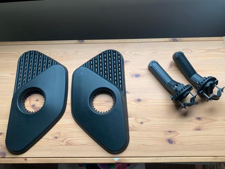 Bobike Voetsteuntjes Fiets + Veiligheidsscherm, Fietsen en Brommers, Fietsaccessoires | Fietsstoeltjes, Nieuw, Voetsteuntjes, Ophalen