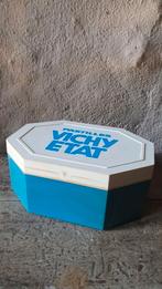 Franse vintage hard plastic VICHY ETAT pastilles doosje, Antiek en Kunst, Ophalen of Verzenden