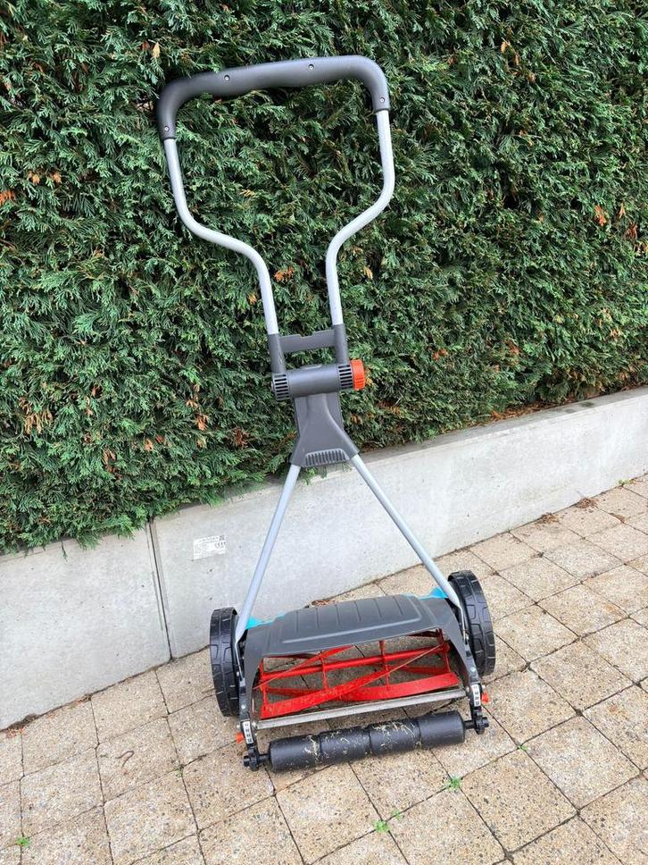 Grasmaaier van gardena type 400c, Tuin en Terras, Grasmaaiers, Zo goed als nieuw, Kooimesmaaier, Ophalen