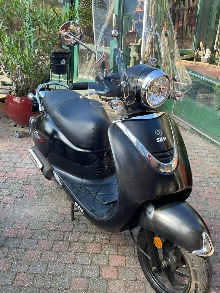 Sym Allo 25km/u - 2014 - 7500km, Fietsen en Brommers, Scooters | SYM, Zo goed als nieuw, Allo, Benzine, Ophalen