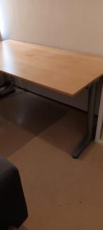 IKEA bureau 160 x 80 cm. Kleur: beuken, Huis en Inrichting, Bureaus, Ophalen, In hoogte verstelbaar, Gebruikt