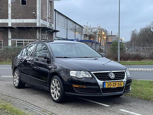 Volkswagen Passat 1.6 Businessline | Navigatie | Trekhaak |, Auto's, Volkswagen, Bedrijf, Te koop, Passat, ABS, Airbags, Airconditioning