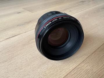 Canon EF 50mm f/1.2L USM  beschikbaar voor biedingen