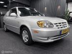 Hyundai Accent 1.3i Active AUTOMAAT / AIRCO / 1e EIGENAAR, Accent, Gebruikt, 4 cilinders, Bedrijf