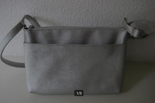 Schoudertasje Z.G.A.NW., Sieraden, Tassen en Uiterlijk, Tassen | Damestassen, Zo goed als nieuw, Schoudertasje, Overige kleuren