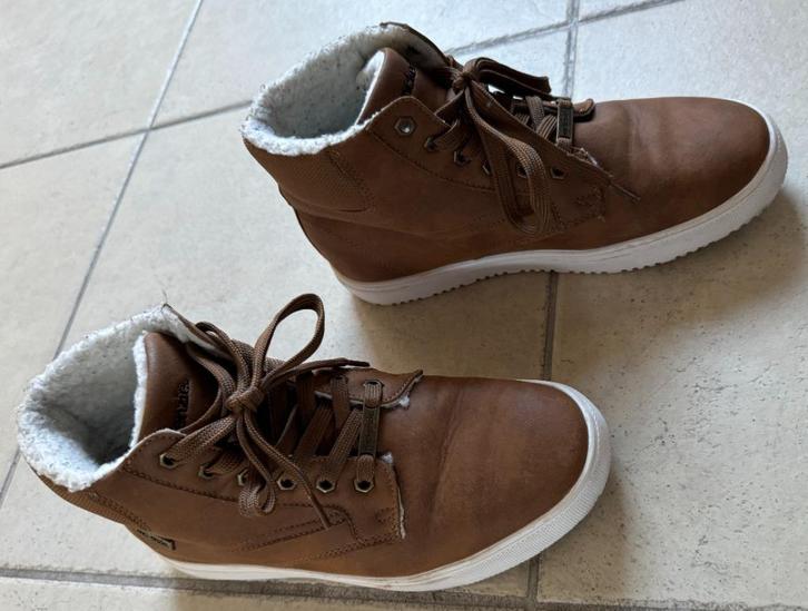 Nieuwe Mc Kenzie schoenen maat 38,5, Kinderen en Baby's, Kinderkleding | Schoenen en Sokken, Nieuw, Schoenen, Jongen, Ophalen of Verzenden