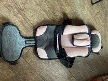 KINDEREN VEILIGHEID AUTOSTOEL BELLEZA beschikbaar voor biedingen