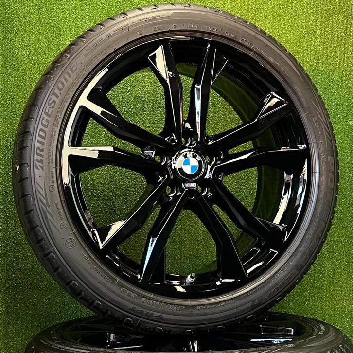 Originele 19 inch BMW 715M velgen banden X1 X2 f48 f39, Auto-onderdelen, Banden en Velgen, Banden en Velgen, Zomerbanden, 19 inch