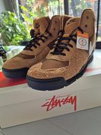 Stüssy X Nike Air Baltero ‘British Ban’, Bruin, Nike, Nieuw, Ophalen of Verzenden