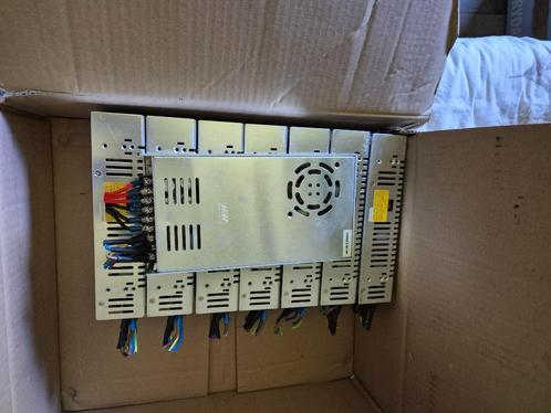 8 stuks omvormer Uitgang 5 V Netvoeding, Hobby en Vrije tijd, Elektronica-componenten, Gebruikt, Ophalen of Verzenden