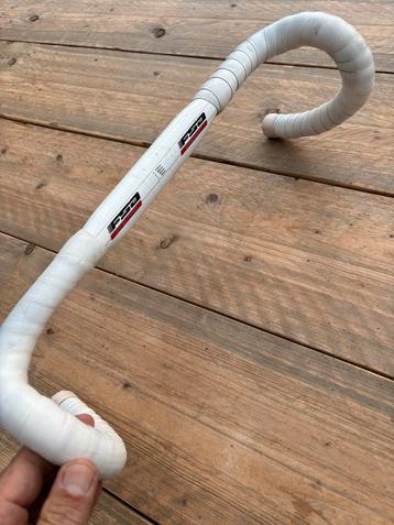 FSA wing pro compact stuur 42cm beschikbaar voor biedingen