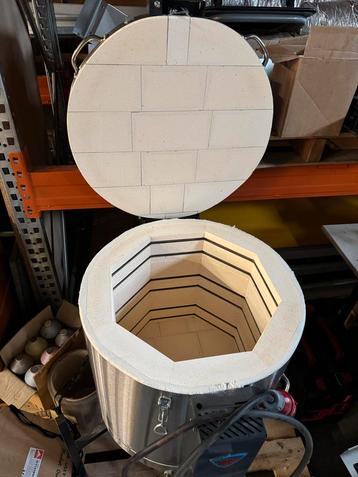 Keramikos 70L Keramiek Oven - Nieuwstaat! beschikbaar voor biedingen