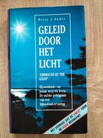 B.J. Eadie - Geleid door het licht, Boeken, Ophalen of Verzenden, Zo goed als nieuw, B.J. Eadie