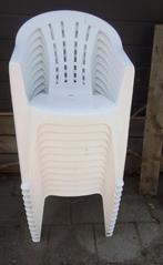 gratis Jardin witte (Kuip)stoelen en ligbed, Tuin en Terras, Ophalen, Gebruikt, Kunststof, Stapelbaar