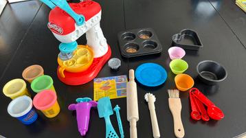 Play-doh ijs en pizzamachine beschikbaar voor biedingen