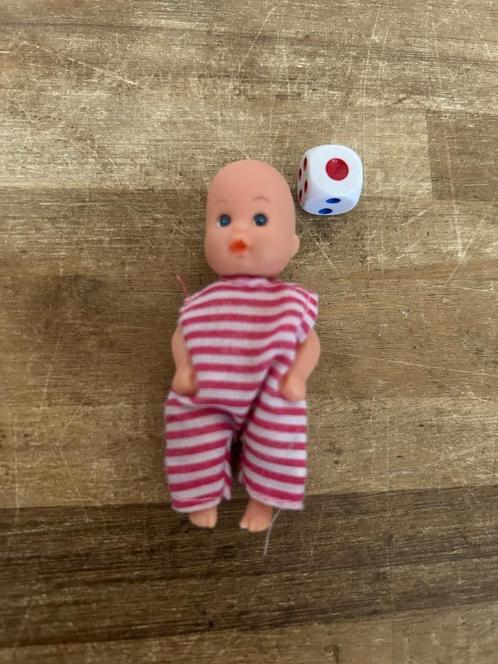 Simba babypoppetje, Kinderen en Baby's, Speelgoed | Poppen, Gebruikt, Babypop, Ophalen of Verzenden