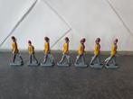 7 oude gele metalen soldaatjes., Verzamelen, Ophalen of Verzenden, Gebruikt