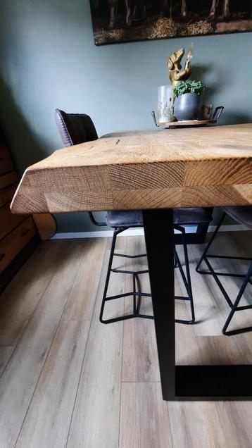 Bartafel hout metaal beschikbaar voor biedingen