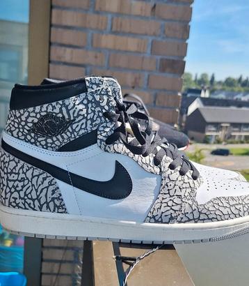 VNDS Nike Air Jordan 1 Retro High OG Elephant 45.5 / 11.5  beschikbaar voor biedingen