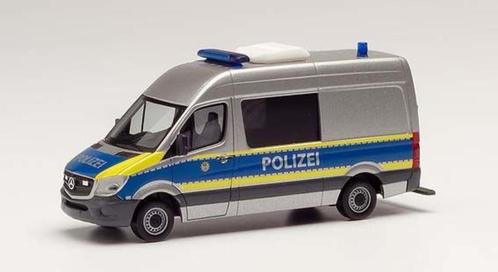 Mercedes Benz Sprinter Polizei Berlin Gefahrgutuberwachung, Hobby en Vrije tijd, Modelauto's | 1:87, Nieuw, Auto, Herpa, Ophalen of Verzenden