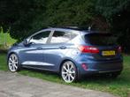 Ford Fiesta 1.0 140pk Viginale met Navi, Pano en WinterPack, Auto's, Gebruikt, 1064 kg, Blauw, Leder
