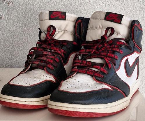 Nike Schoen Air Jordan 1 Bloodline, Sport en Fitness, Basketbal, Zo goed als nieuw, Schoenen, Ophalen of Verzenden