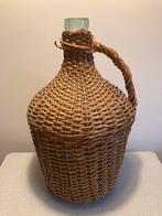 Oude gistfles in rieten mand (030725s), Antiek en Kunst, Curiosa en Brocante, Ophalen of Verzenden