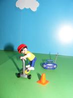 Playmobil jongen op kickboard, Ophalen of Verzenden, Zo goed als nieuw