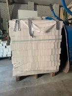 Kalkzandsteen waalformaat, Doe-het-zelf en Verbouw, Metselstenen, Ophalen of Verzenden, Zo goed als nieuw, Bakstenen