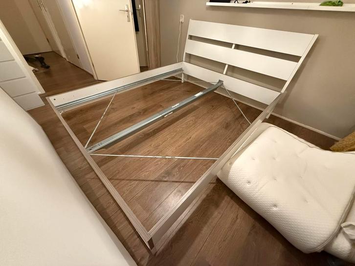 IKEA Bedframe 160x200 met opbergruimte- Wit, Huis en Inrichting, Slaapkamer | Bedden, Gebruikt, Tweepersoons, 160 cm, 200 cm, Hout