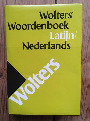 Woordenboek Latijn - Nederlands uitgeverij Wolters beschikbaar voor biedingen