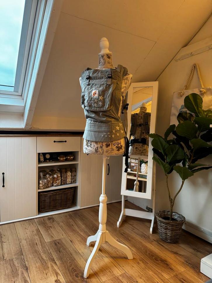 Ergobaby Draagzak + Inzetstuk - Vanaf 0 maanden, Kinderen en Baby's, Babydragers en Draagdoeken, Zo goed als nieuw, Draagzak, Buik, Rug of Zij