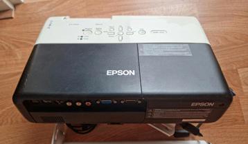 Epson EMP-S52 Beamer / Projector incl. plafondbeugel beschikbaar voor biedingen