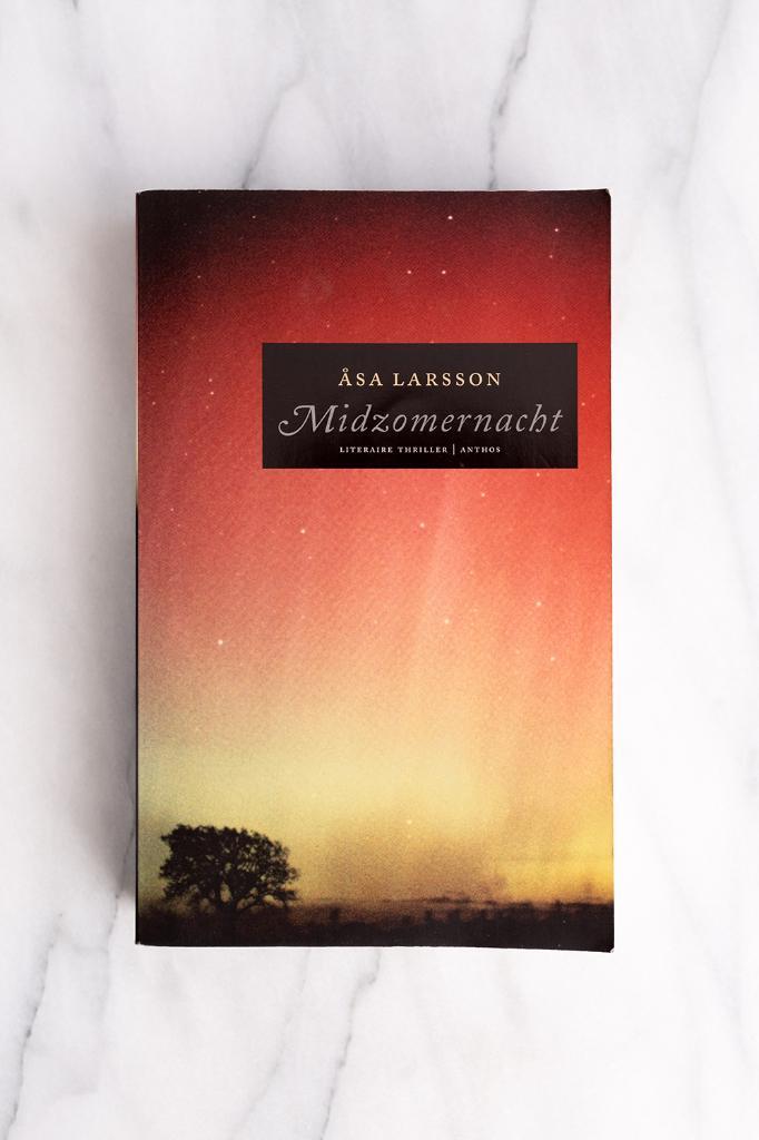 Midzomernacht - Åsa Larsson, Boeken, Thrillers, Gelezen, Scandinavië, Ophalen of Verzenden