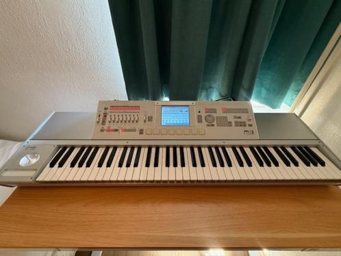 KORG M3 synth/ sampler/ workstation/ keyboard, Muziek en Instrumenten, Keyboards, Zo goed als nieuw, Overige aantallen, Korg, Ophalen