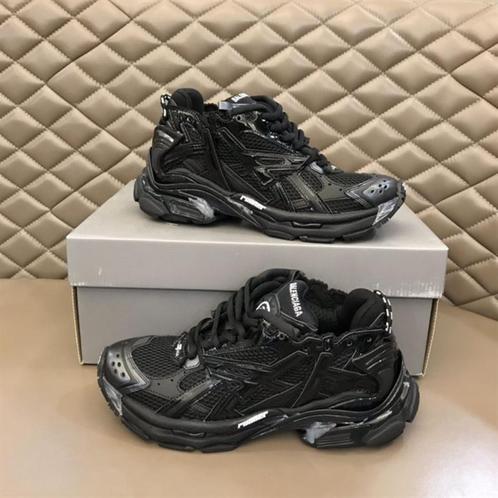 Balenciaga Runner Black | Alle Maten Beschikbaar, Kleding | Heren, Schoenen, Nieuw, Ophalen of Verzenden