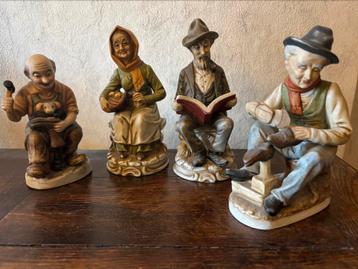 Set van 4 vintage keramieken beeldjes beschikbaar voor biedingen