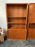 Dyrlund kast, Huis en Inrichting, Kasten | Boekenkasten, Ophalen, Met deur(en), 100 tot 150 cm, 200 cm of meer
