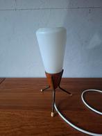 Vintage Teakhouten Tafellamp met Opaalglas, ., Ophalen of Verzenden, ., Glas